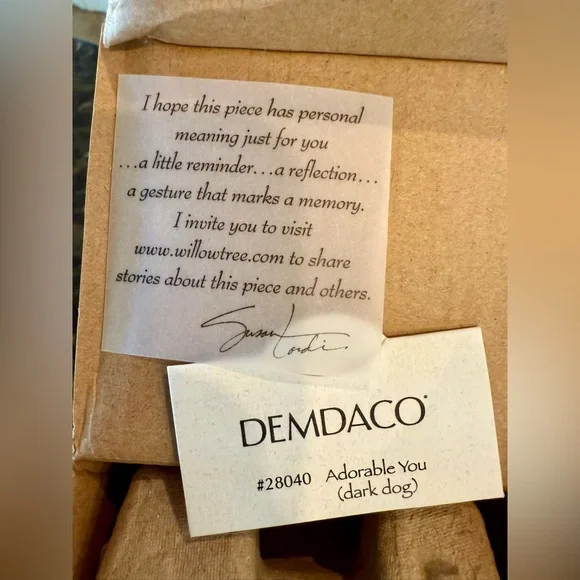 Willow Tree hand painted sculpture - Picture 11 of 12